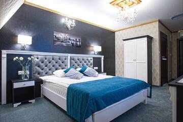 Фото номера Двухместный номер Делюкс с 1 кроватью Мини-отель Hotel Campari г. Góra Motyczna 4